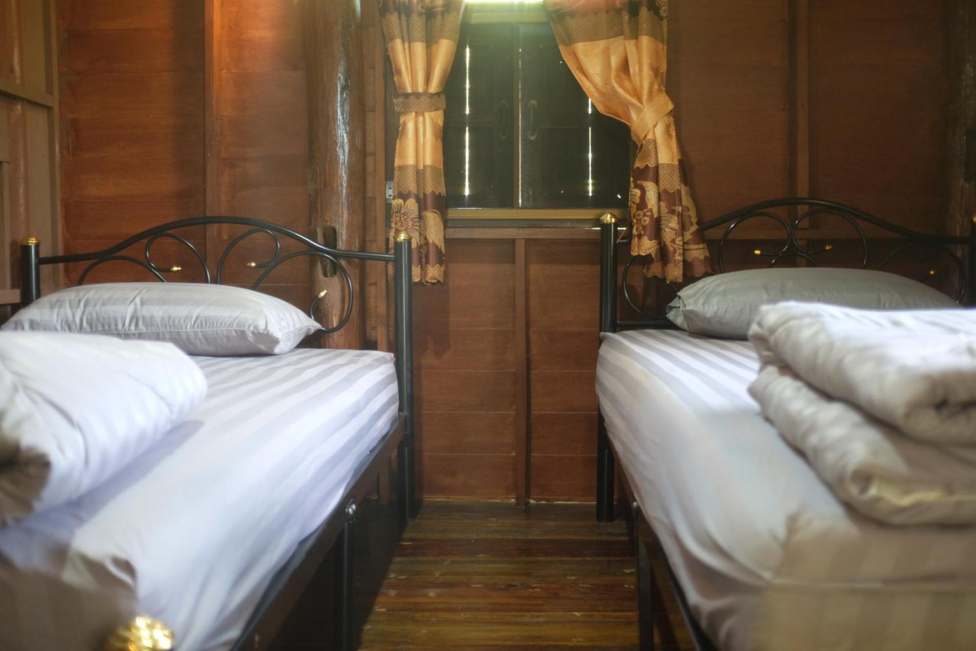 Rai Boonsom Apartment Phrao Room photo