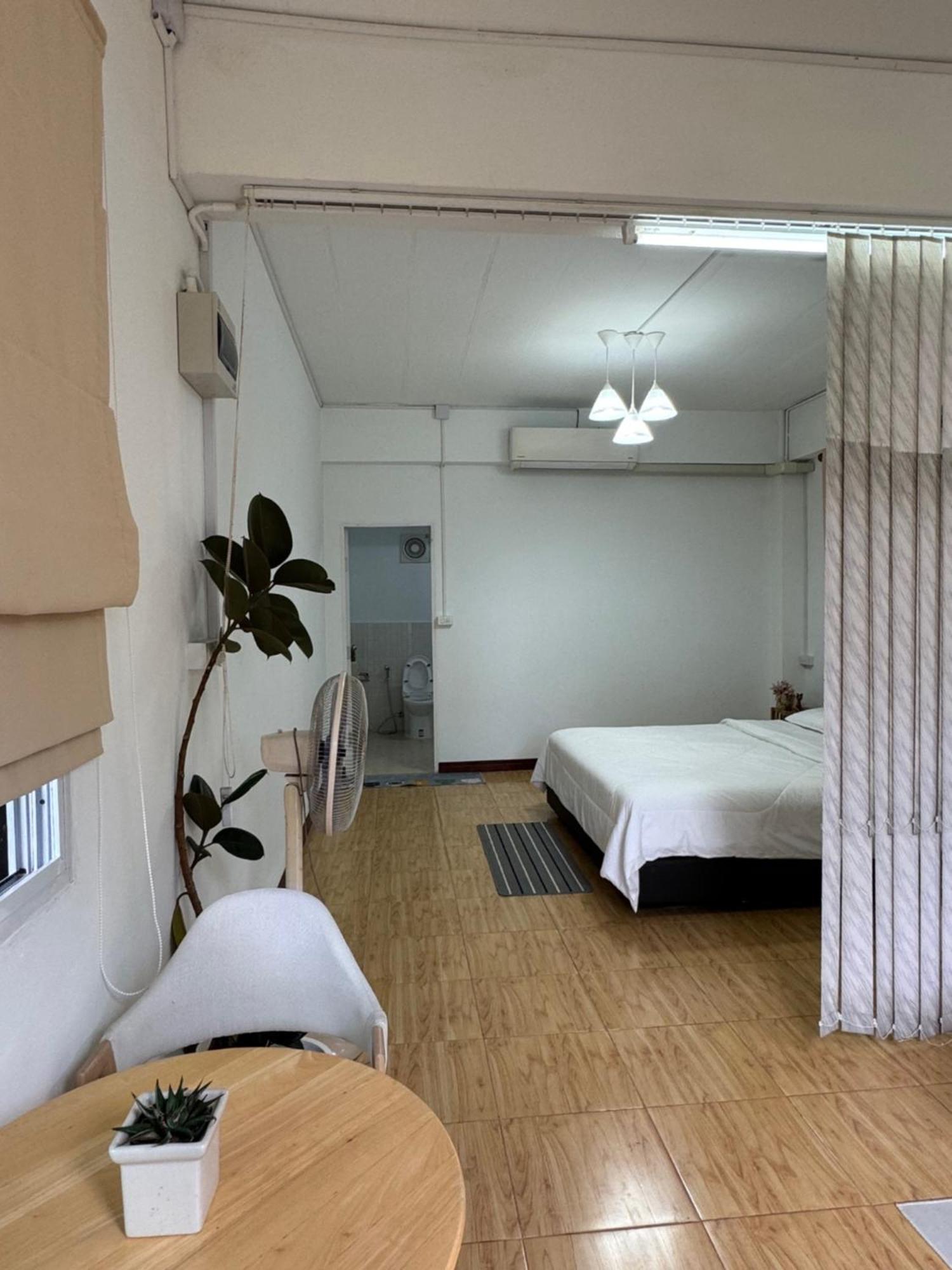 Rai Boonsom Apartment Phrao Exterior photo