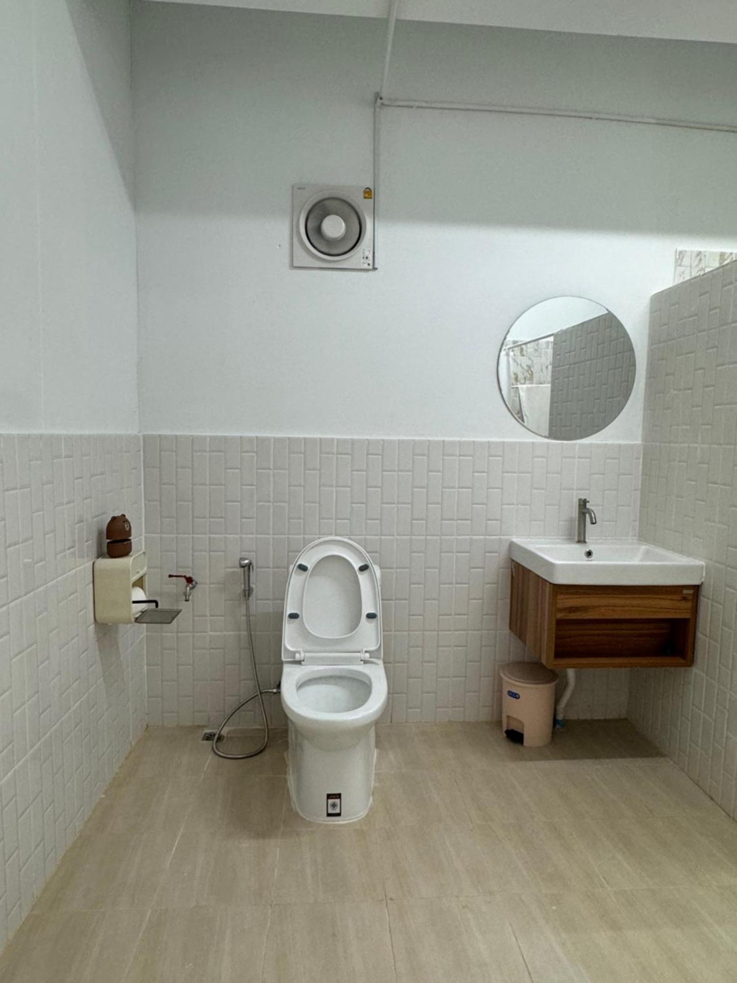 Rai Boonsom Apartment Phrao Exterior photo