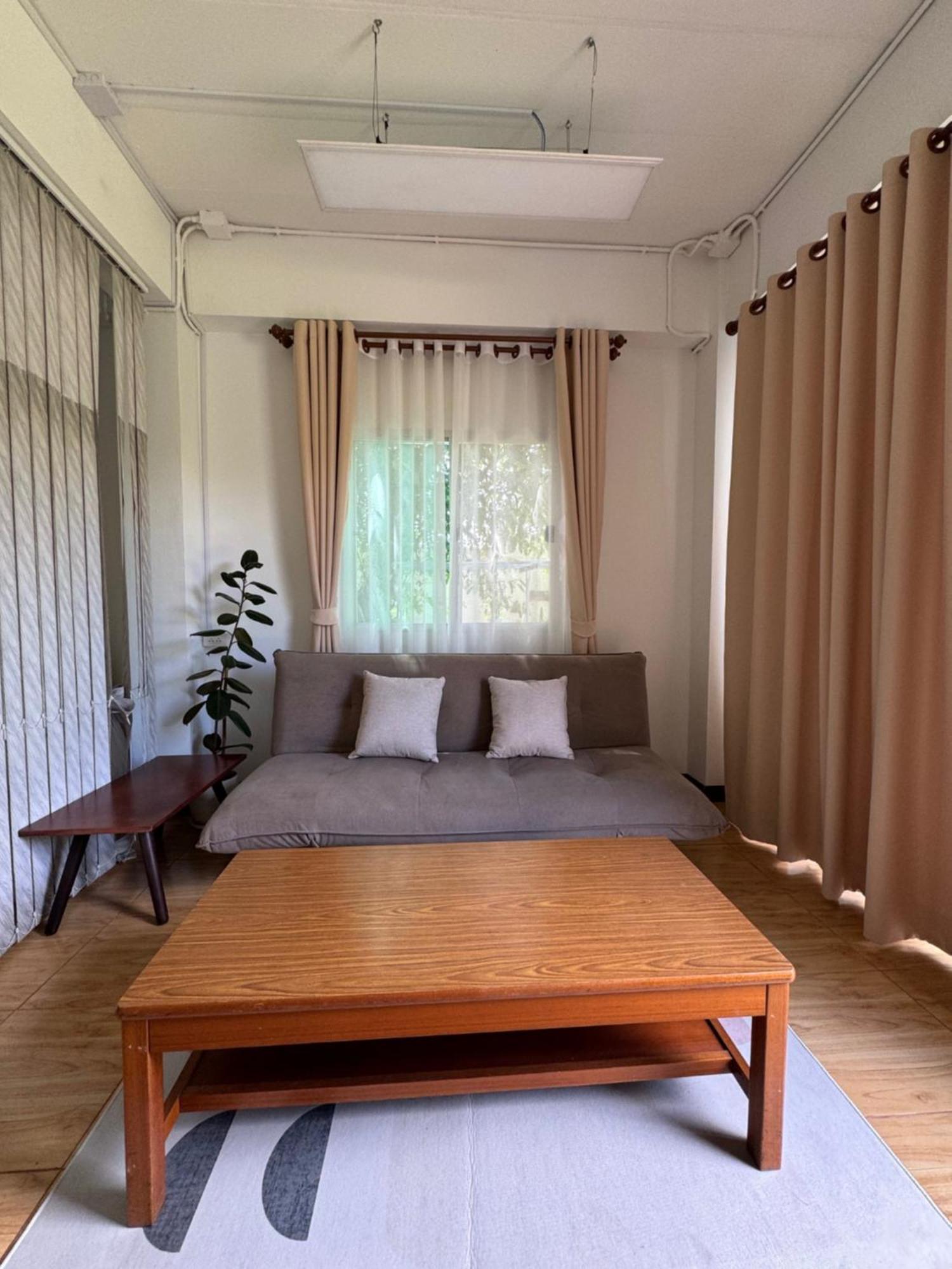 Rai Boonsom Apartment Phrao Exterior photo